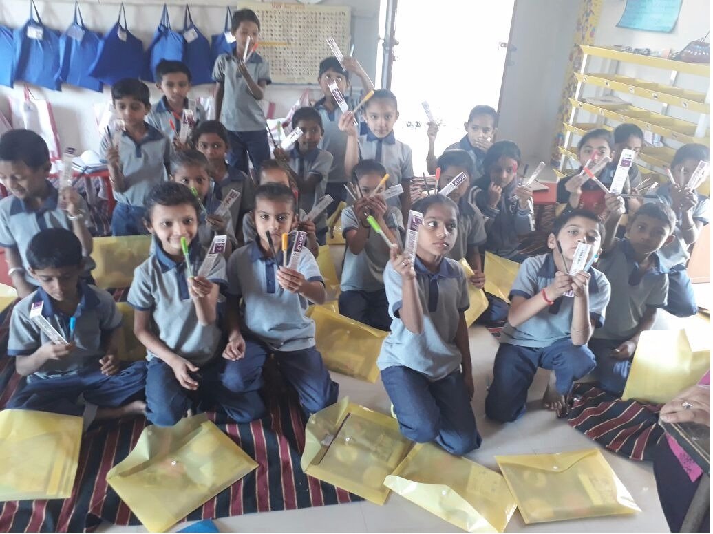 distribution of stationery_1